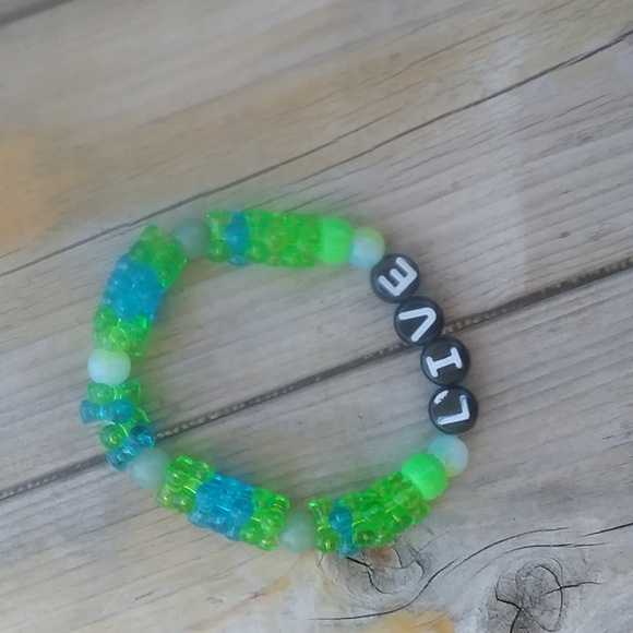 Handmade bracelets. - Picture 4 of 6